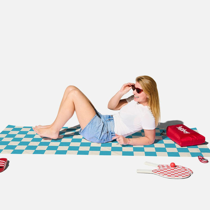 Beach Baggy Towel with Pillow (XL)