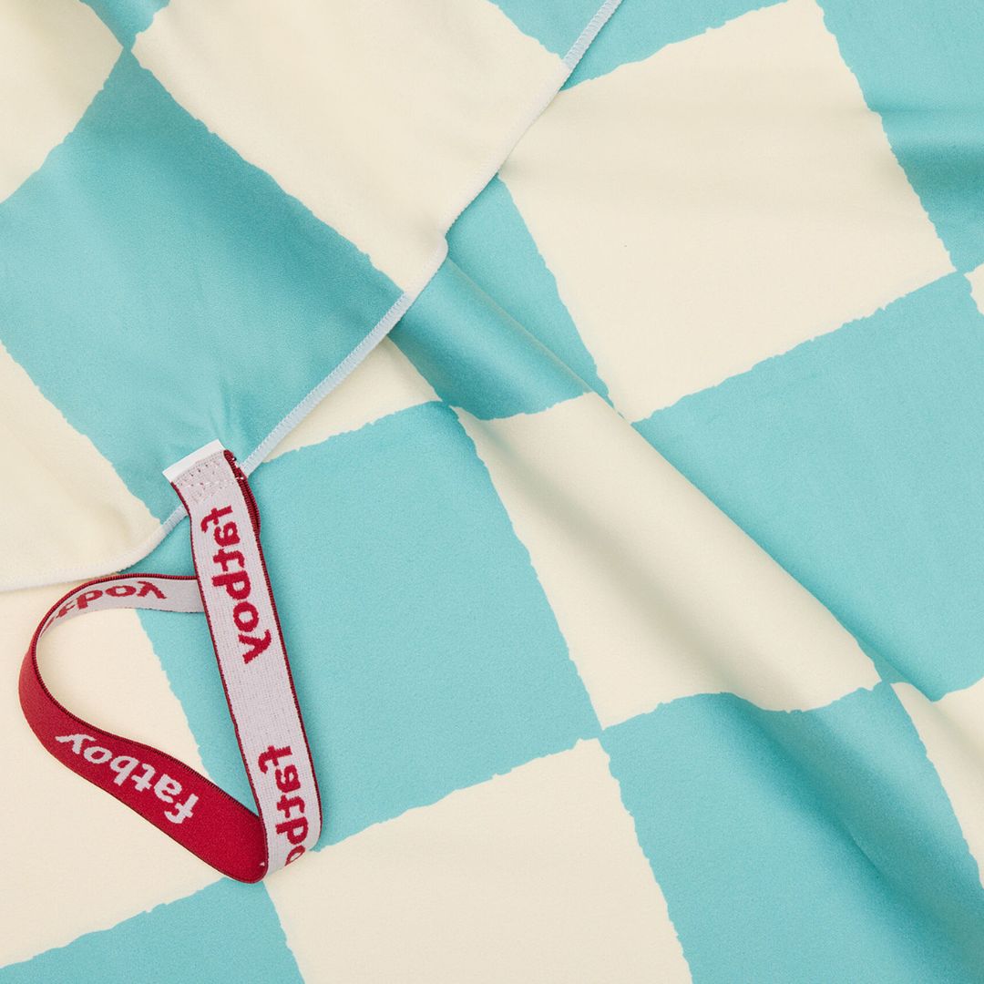 Beach Baggy Towel with Pillow (XL)