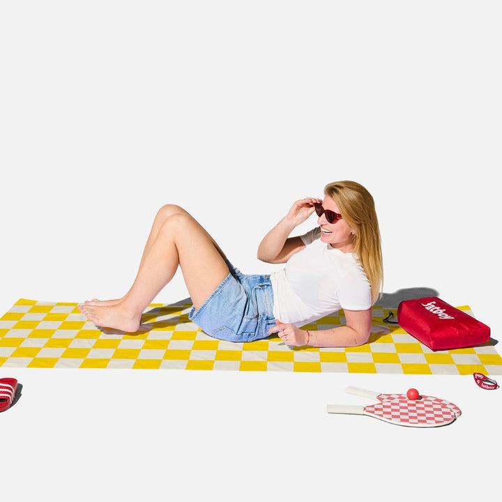 Beach Baggy Towel with Pillow (XL)