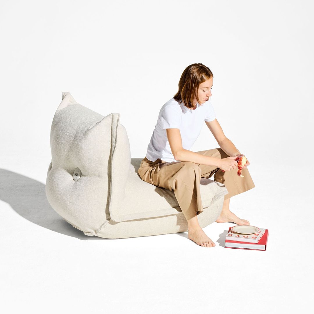 Bonbaron Slim Boucle Lounge Chair