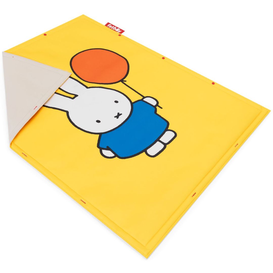 Flying Carpet x Miffy