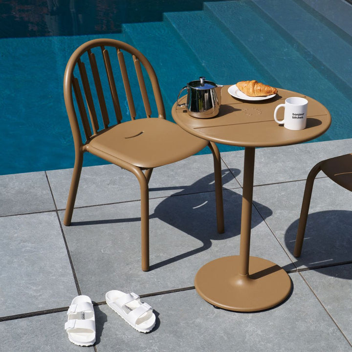 Fred's Bistreau Round Table and Chair Set (2-Seater)